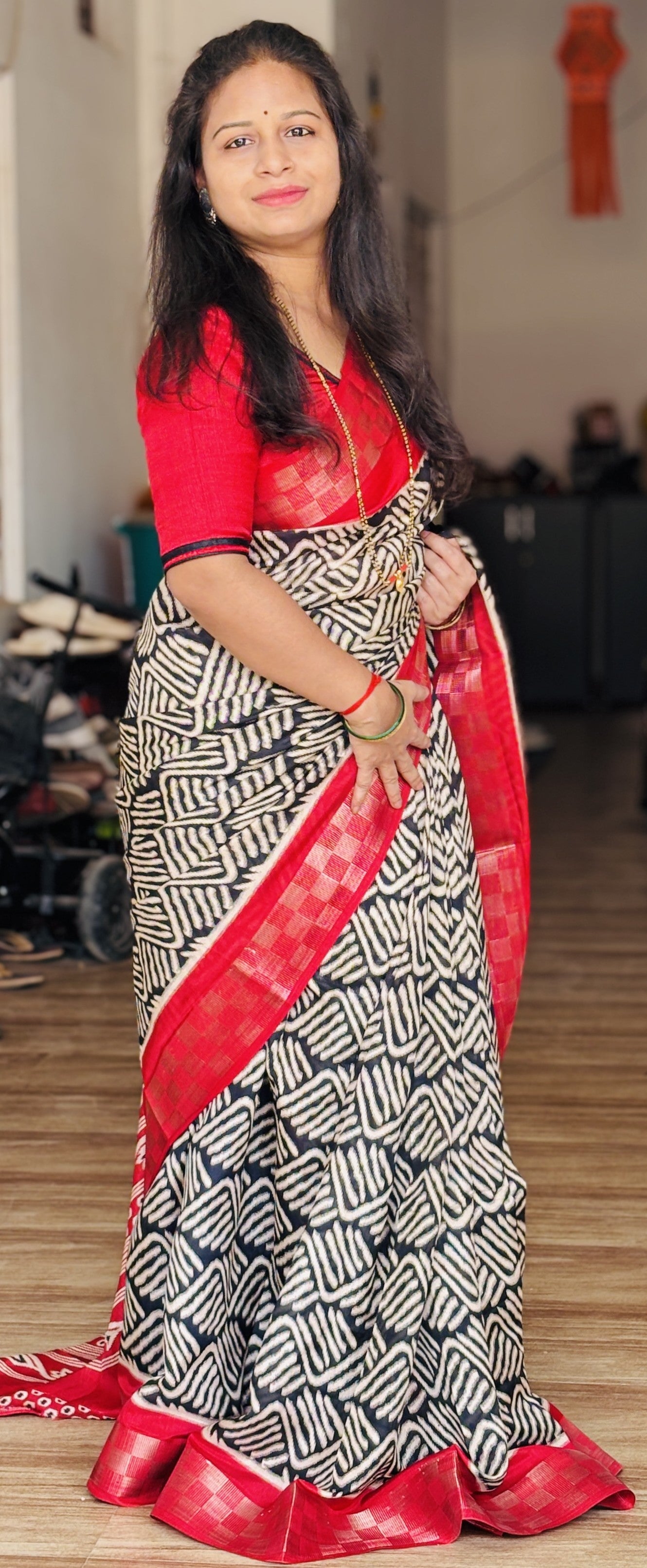 Dola Silk sequence Pattern Black and Maroon Sarees-MSBDC1