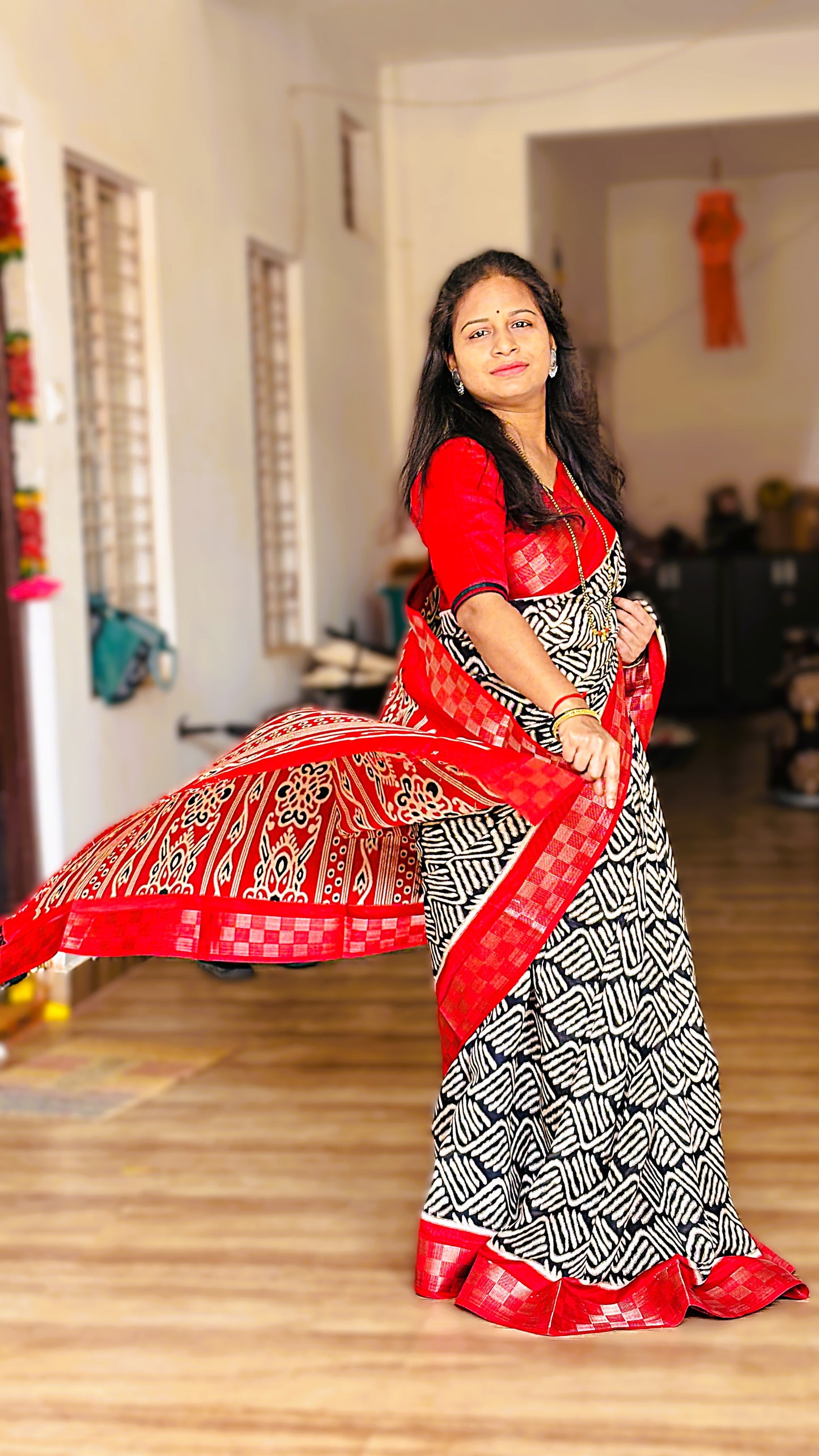 Dola Silk sequence Pattern Black and Maroon Sarees-MSBDC1